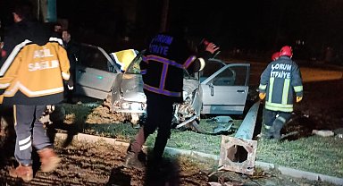 İki otomobil çarpıştı: 2 yaralı