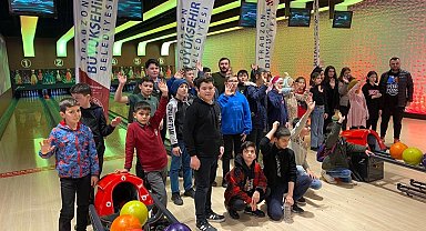 İlçelerdeki öğrenciler bowling ile tanıştı