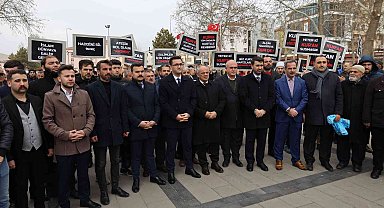 İsveç'te Kuranı Kerimin Yakılması Yahyalı'da Protesto Edildi