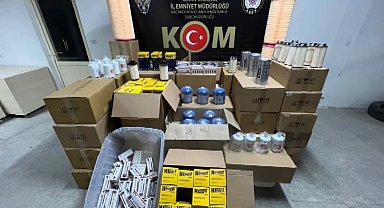 İzmir'de 2 bin 863 adet kaçak oto yedek parça ele geçirildi