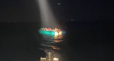İzmir'de 29 düzensiz göçmen kurtarıldı