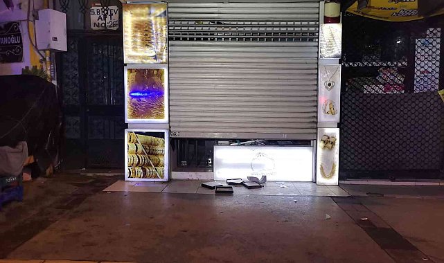 İzmir'de kuyumcu soygunu: 5 bin lira değerinde ziynet eşyası çalındı