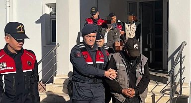 Jandarma, kırsal mahallelerden hırsızlık yapan çeteyi kıskıvrak yakaladı