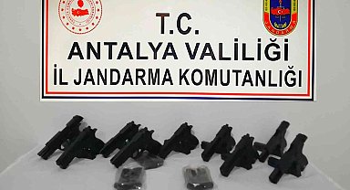 Jandarmadan marka ve seri numarası olmayan el yapımı silah operasyonu