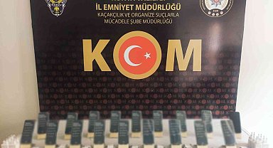 Kaçak cep telefonu satıcıları polisin sanal devriyesine takıldı