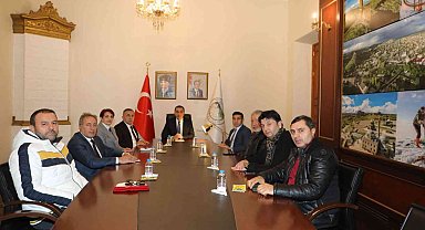 KAİSİAD yönetimi Vali Öksüz'ü ziyaret etti