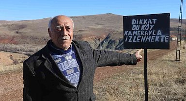 Kameraları gören hırsızlar bir daha bu köye adımını atamadı