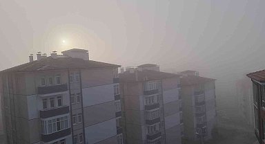 Karabük'te sis geri geldi