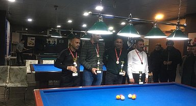 Kars'ta 3 bant bilardo şampiyonası sona erdi