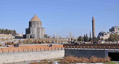 Kars'ta Ocak ayında bahar havası yaşanıyor