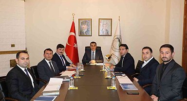 Kars'ta sağlık yatırımları değerlendirildi