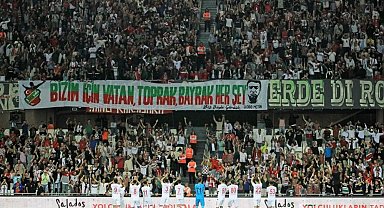 Karşıyakalı taraftarlardan tesis ziyareti
