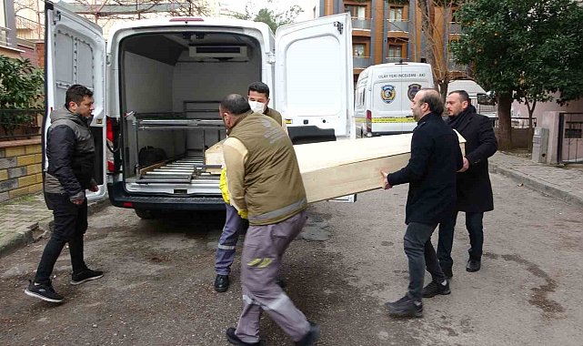 Kartal'da anne ve 2 kızı evde ölü bulundu
