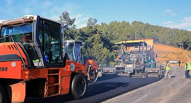Kavaklıdere'de yol çalışmaları tamamlanıyor
