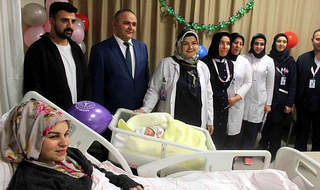 Kayseri'de yılın ilk bebeği 'Yüsra' oldu