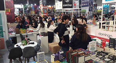 Kitap fuarına yoğun ilgi
