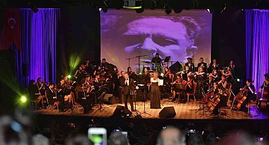 Konyaaltı Nazım Hikmet'i andı