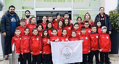 Körfezli yüzücüler Kırklareli'den 75 madalyaya ile döndü