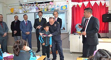Korkuteli'nde 9 bin 462 öğrenci karne aldı
