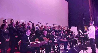 Kozan'da Türk sanat müziği Konseri