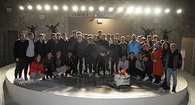 Kula Gençlik Kampı'nda ilk kamp ateşi yakıldı