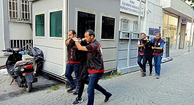 Kur'an-ı Kerim'i yırtıp yakan sanıklara 4.5 yıla kadar hapis talebi