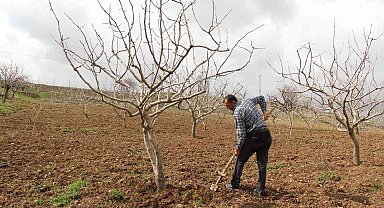 Kuraklık baş gösterdi, çiftçilere yağmur duasına çıkın çağrısı