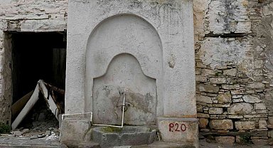 Kuşadası Belediyesi tarihi ve kültürel mirasına sahip çıkıyor