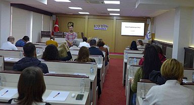 Kuşadası Ticaret Odası'nın eğitimine yoğun ilgi