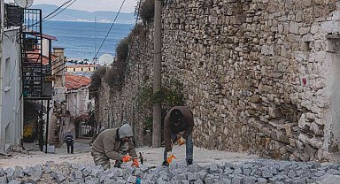 Kuşadası'nda yenileme çalışmaları sürüyor