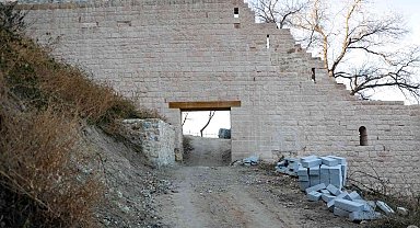 Kütahya'da kale kapısı tamam