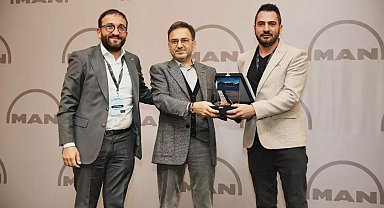 Lokman Koçaslan Otomotiv'e servis ödülü