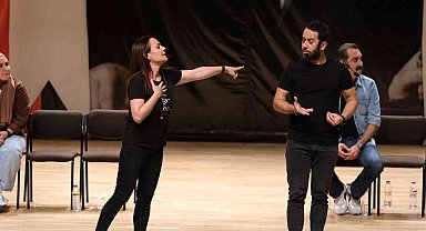 Mahşer-i Cümbüş ve Sakiler grubunun gösterileri unutulmaz anlar yaşattı