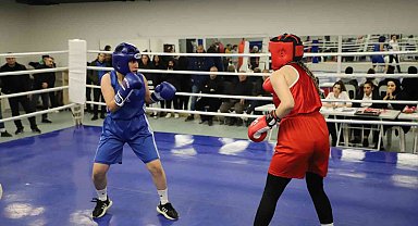 Malatya'da büyük kadınlar boks il şampiyonası yapıldı