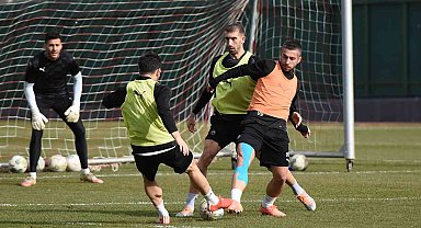 Manisa FK, Dyorex Boluspor hazırlıklarına başladı