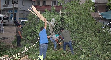 Manisa'ya kuvvetli rüzgar ve fırtına uyarısı