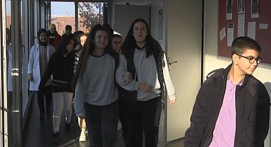 Manisalı öğrenciler başarı için MABEM'i seçiyor