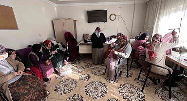 Mardin'de ürettikleri ürünleri Amerika'ya ihraç ettiler