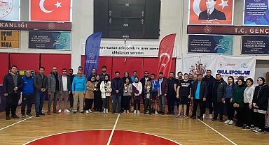 Masa tenisinde şampiyonlar belirlendi