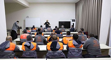 Melikgazi'de belediye-üniversite işbirliği ile personele eğitim veriliyor