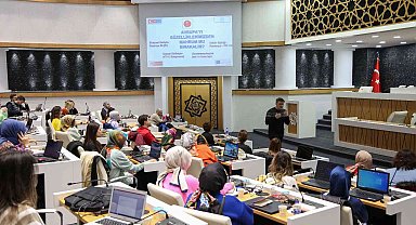Meram'da öğretmenlere erasmus proje yazma eğitimi