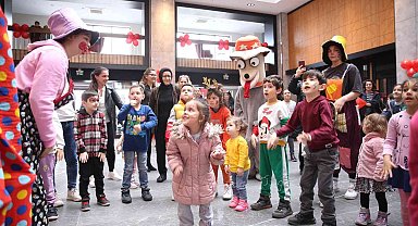 Merkezefendi'de çocuklar doyasıya eğlendi
