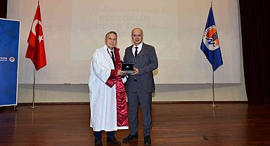 Mersin Üniversitesinin yeni rektörü Prof.Dr. Erol Yaşar görevi devraldı
