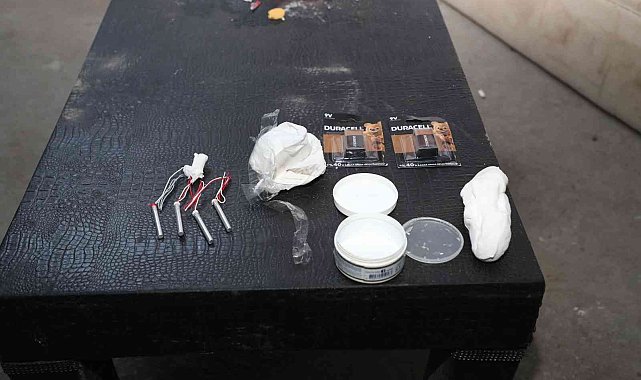 Mersin'deki terör operasyonunda 500 gram patlayıcı ele geçirildi