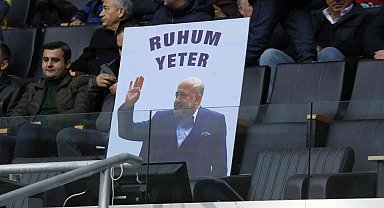 Murat Sancak, takımını yalnız bırakmadı