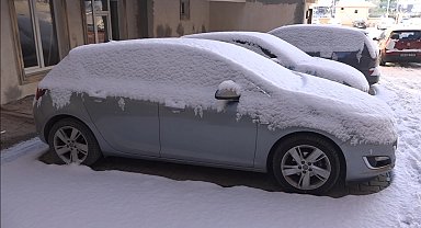Muş'a beklenen kar yağdı