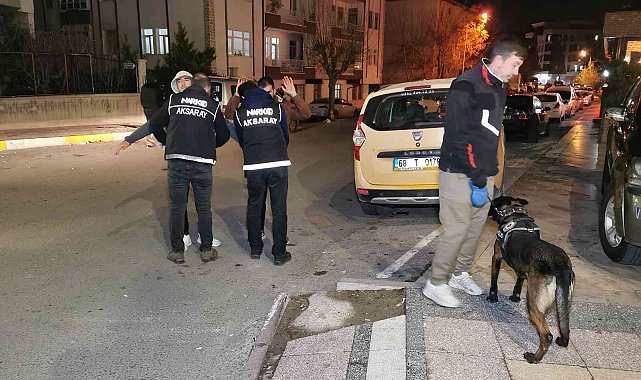 Narkotik ekipleri yeni yılın ilk dakikalarında cadde ve sokaklarda
