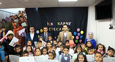 Öğrenciler karne heyecanını belediye başkanıyla yaşadı