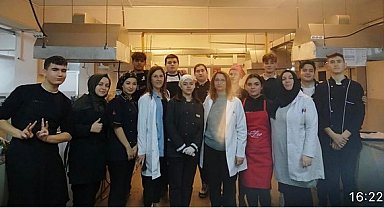 Öğrenciler kendi aralarında yemek yarışması düzenledi