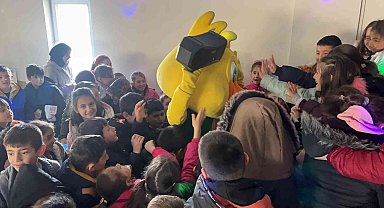 Öğrenciler, tatile şenlikle girdi